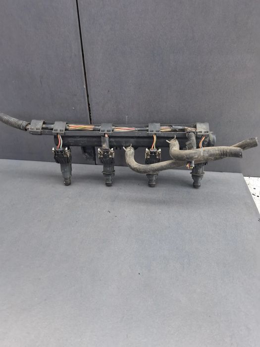 Rampa injectoare 0 280 151 071 Volkswagen VW Polo 2000 1.4 MT (60 hp)