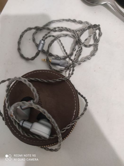 Moondrop aria 2  IEM наушники