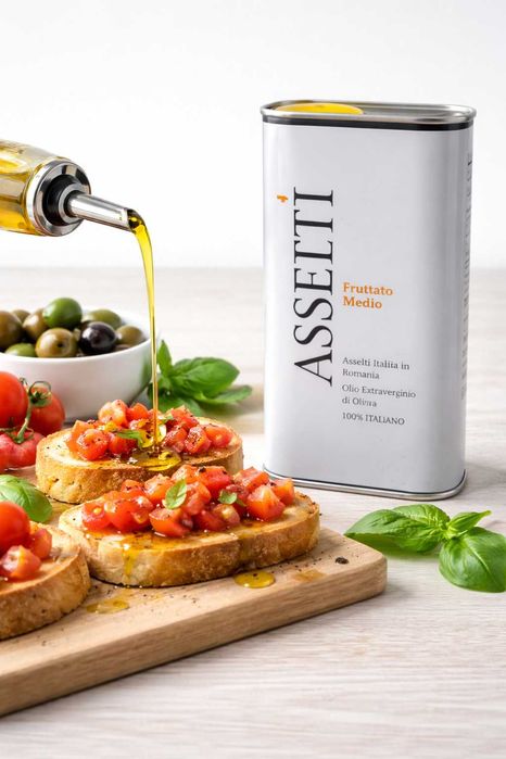 Ulei de masline extravirgin , din prima presare la rece a maslinelor, Fara pesticide, Gust fructat mediu