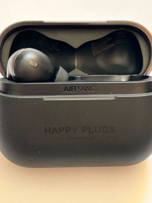 Casti bluetooth Happy Plugs