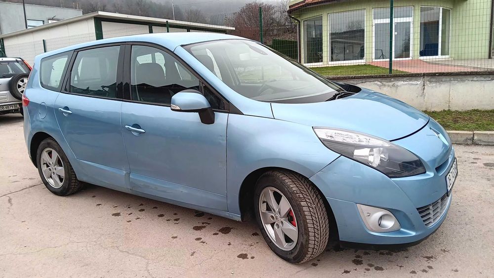Продавам Renault grand scenic IV