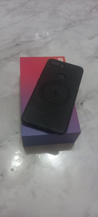 Mi 8 lite sotiladi