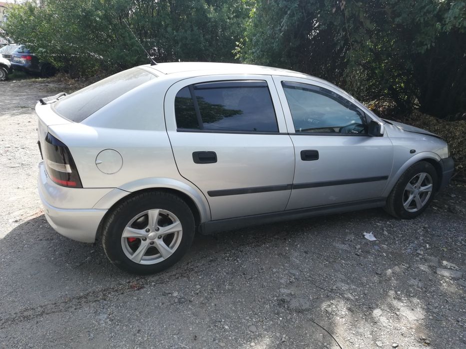 Опел Астра г на части 2.0д 82 коня