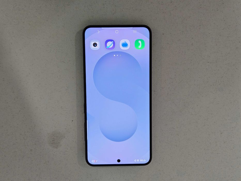 Telefon Samsung S25 5G 12/128Gb Nefolosit (Ag1 Alexandru B53221)