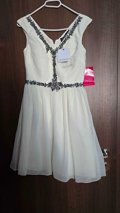 Бяла официална рокля Little Mistress - XS размер