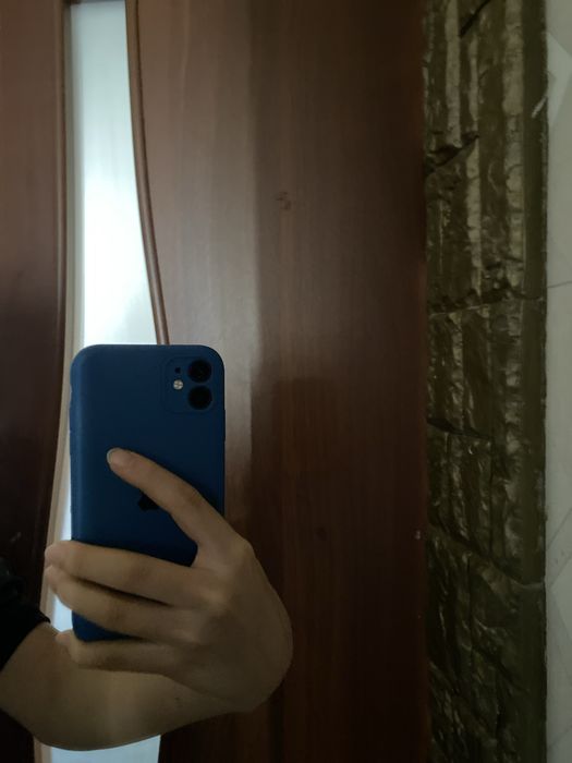 IPhone 11, 100% акум менялся