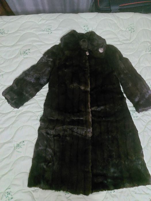 Беличья шуба из натурального меха, под переделку.