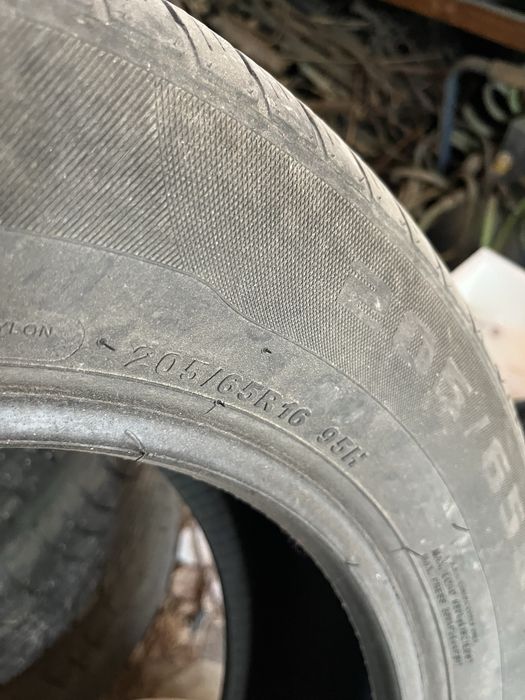 Продам комплект летних шин