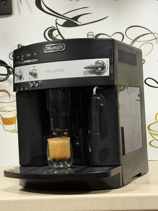 Кафемашина кафе автомат delonghi magnifica с гаранция