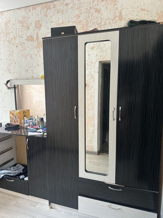 Срочно!!!Продам спальный гарнитур