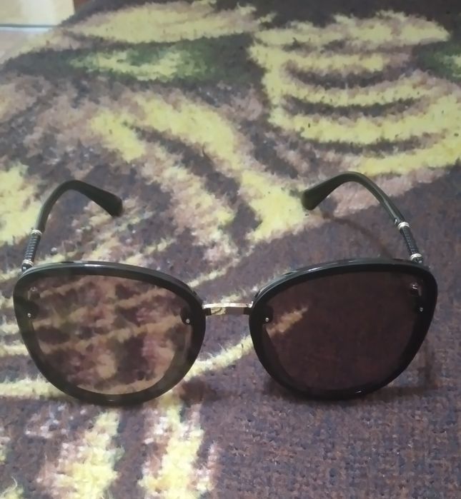 Продаю солнцезащитные очки Polaroid Gucci