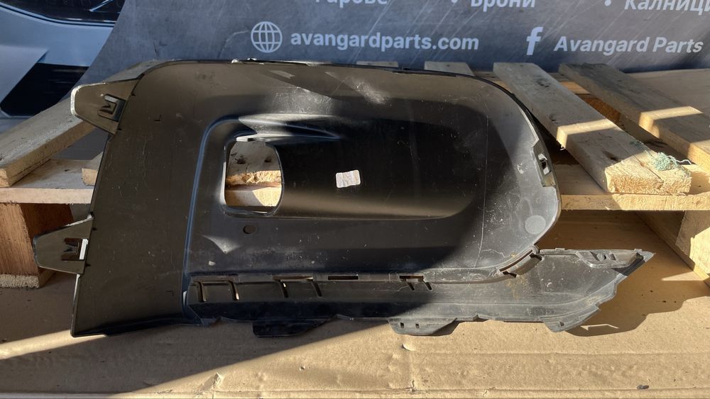 Дясна и лява решетка за халоген Peugeot Rifter 2018-