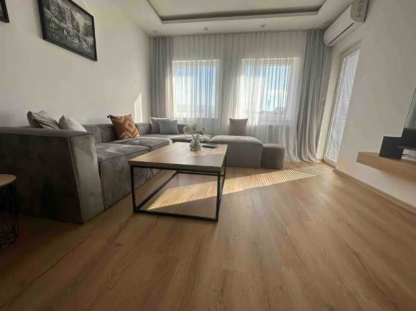 Продава се Двустаен апартамент в София, Гео Милев - 74 кв.м за 2014 €/кв.м - Снимка #1