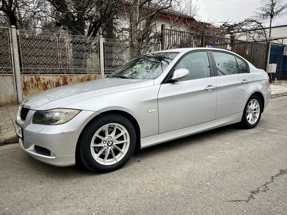 BMW E90, 163 CP, berlina
