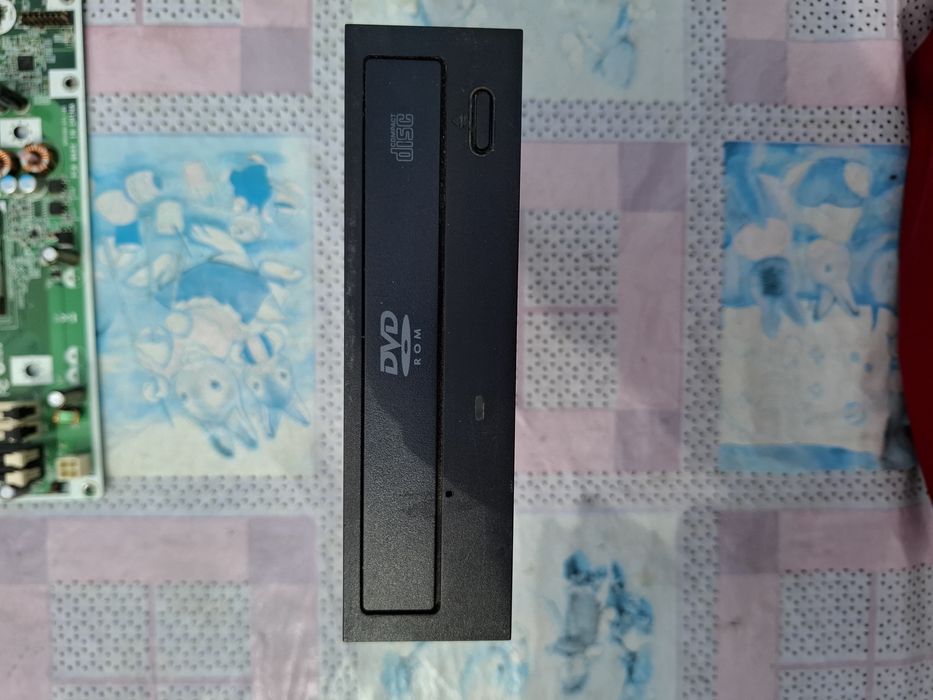 Unitate Optică DVD-ROM HP Desktop (Interfață SATA)