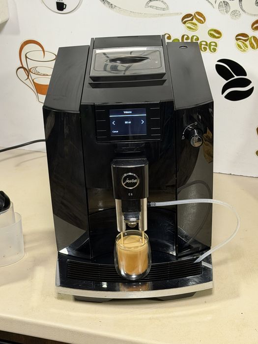 Кафемашина кафе автомат JURA E6 PIANO BLACK с гаранция
