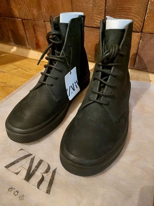 Високи кожени кецове