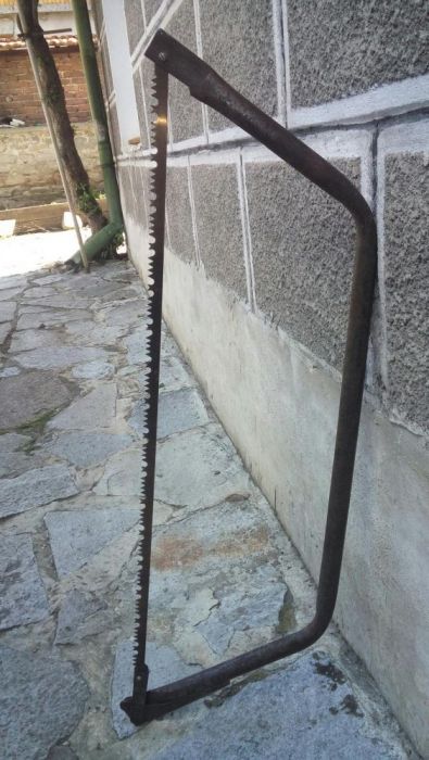 Ръчен трион за дърва