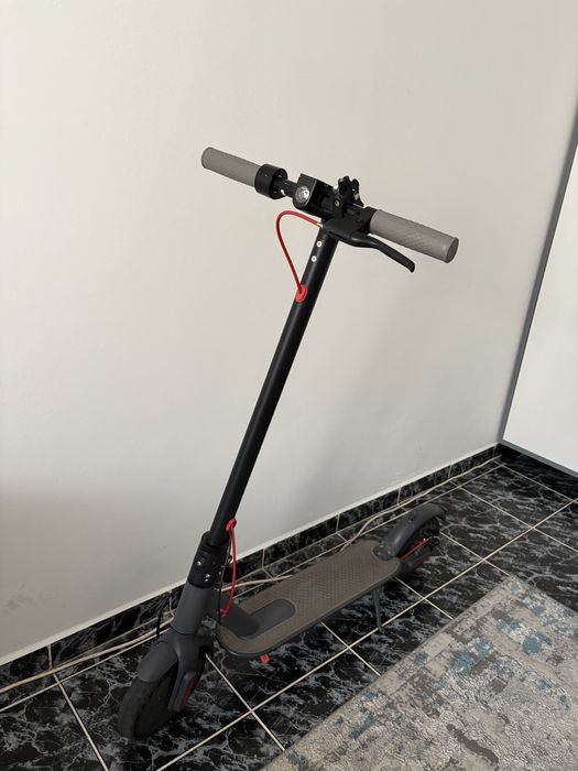 Trotineta electrica ( 31km/h)