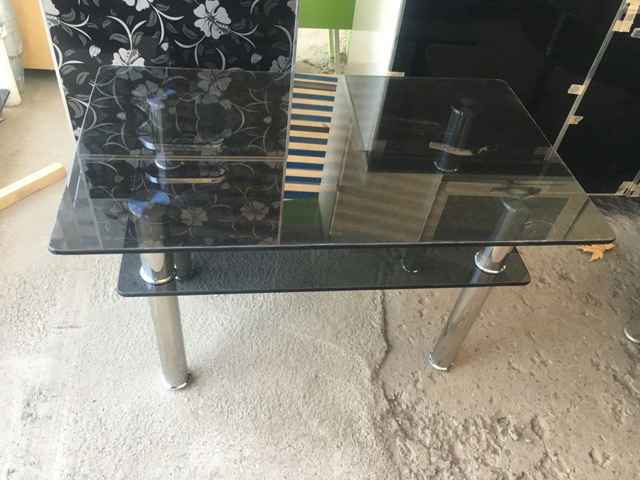 Jurnalniy stol oynadan