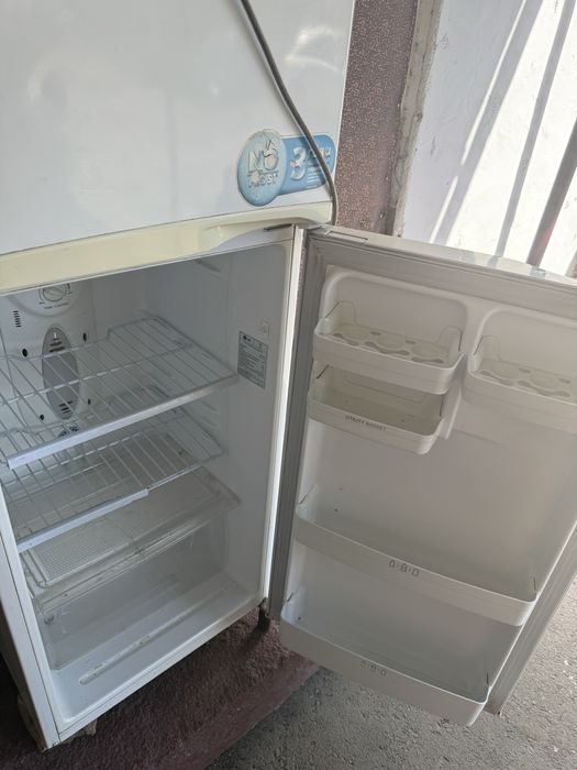 Холодильник в хорошем состоянии