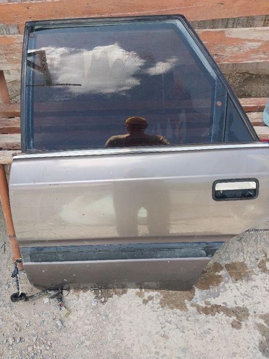 Дверь задняя Мазда -626