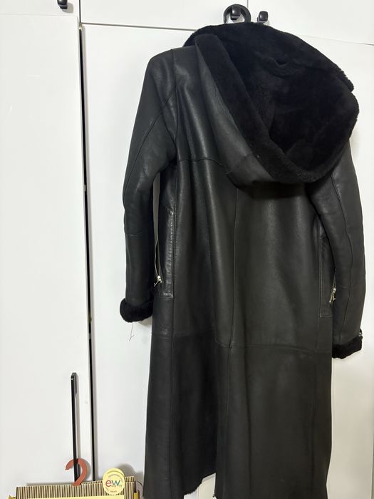 Продам дубленку черного цвета