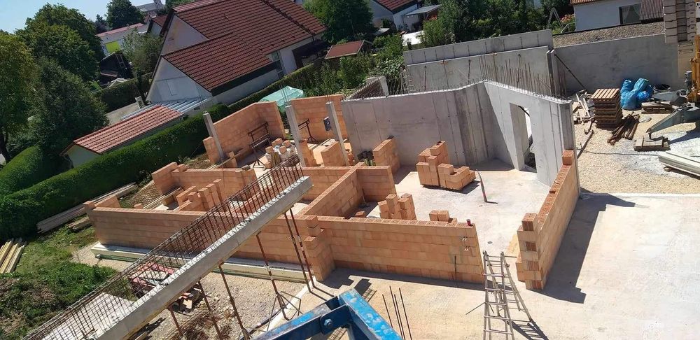 Construcții A-Z/Renovări/Amenajări/Construcții noi/Calitate Garantată!