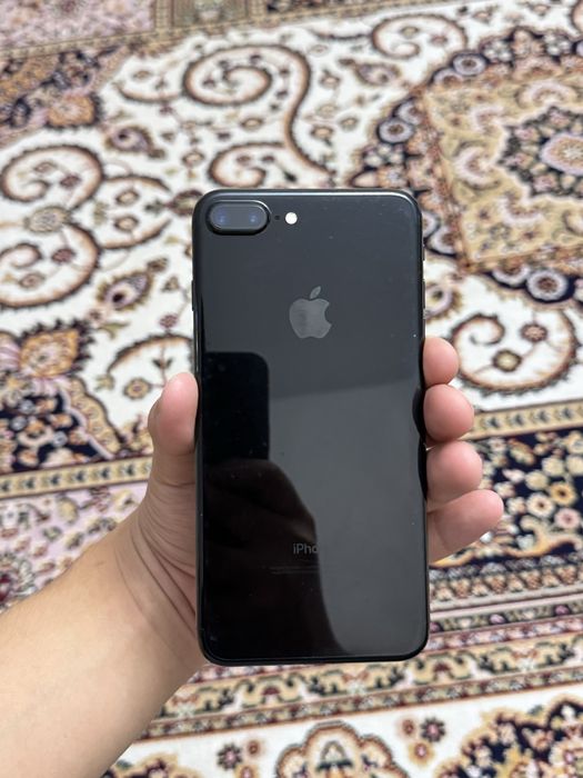 Iphone 7 plus Jet black