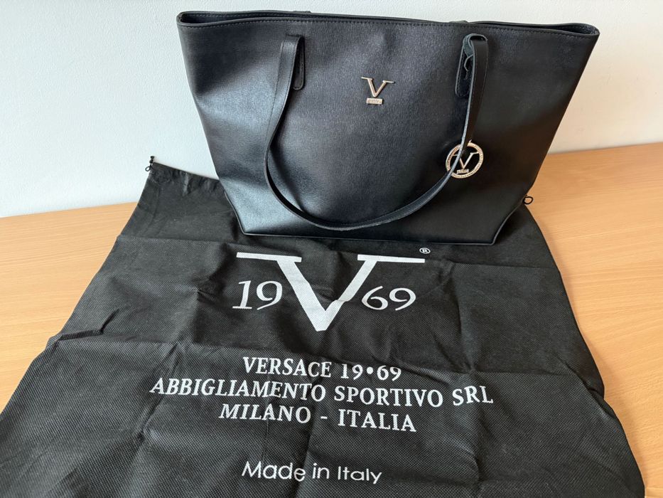 Оригинална дамска чанта Versace – естествена кожа, Made in Italy