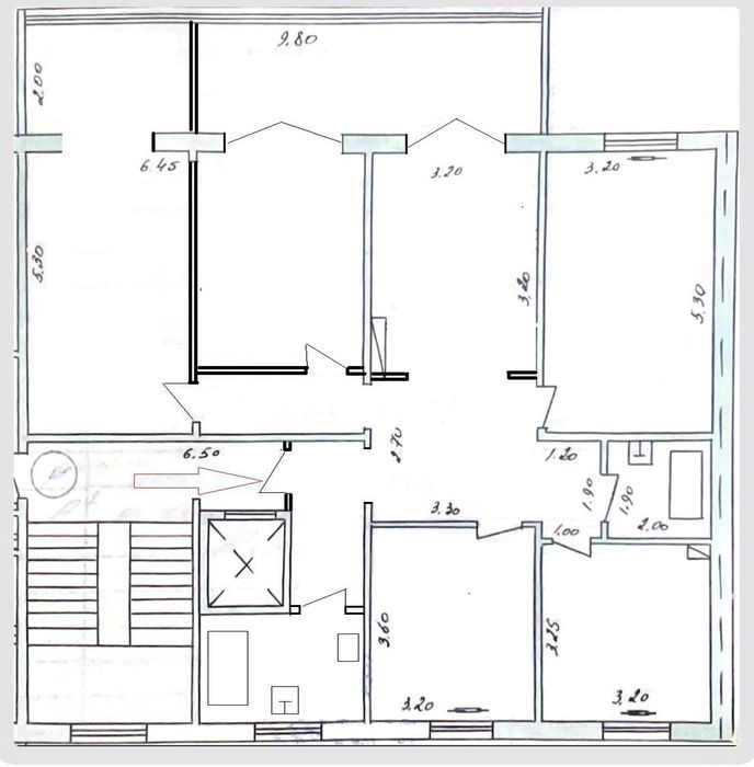 5 xonali kvartira yengi remonti bilan