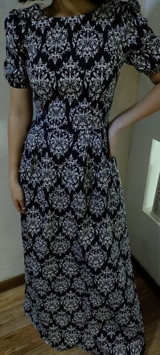 Срочно продам платья