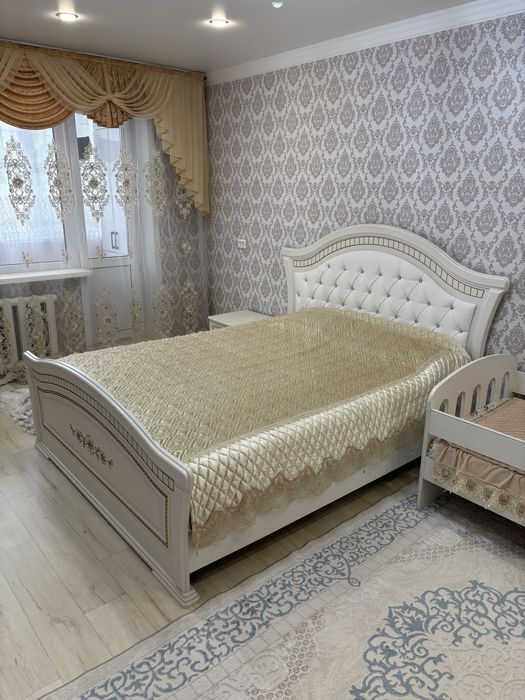 Продам спальный гарнитур в отличном состоянии