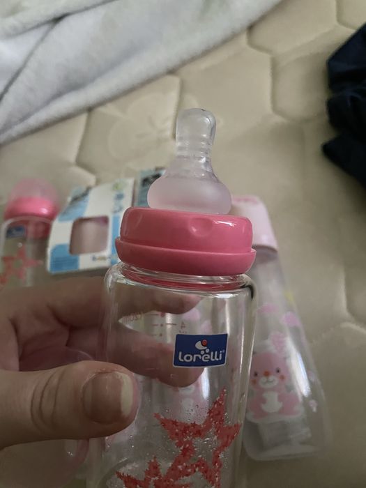 Лот шишета на Лорели