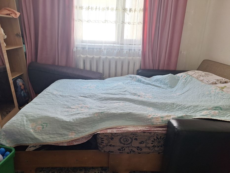 Диван в хорошем состояние