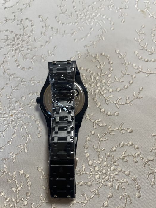 Часовник Hugo Poedagar King’s Oak 41 mm