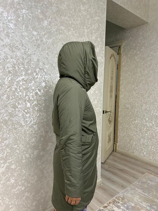 Продам женский куртка