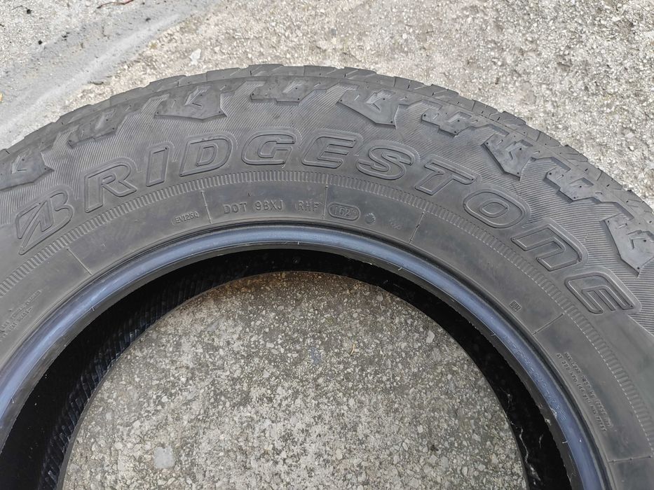 255/70/18 1бр.Bridgestone гума