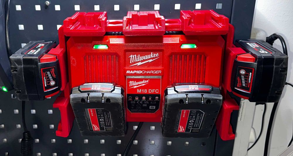 Organizator incarcator dublu m18 si  acumulatori milwaukee