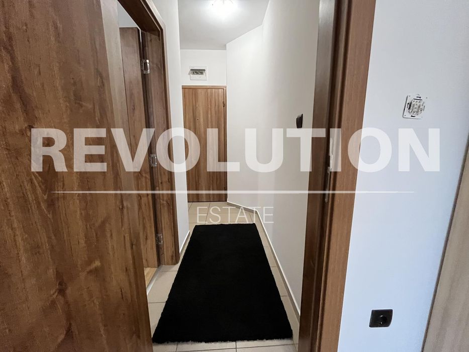 Двустаен апартамент  в гр.Варна, Колхозен пазар!