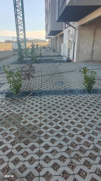 Apartament 2 camere ,decomandat, etaj 1,parcare, insorit , zona Supeco