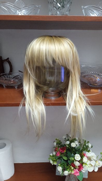 Парик женский блонд