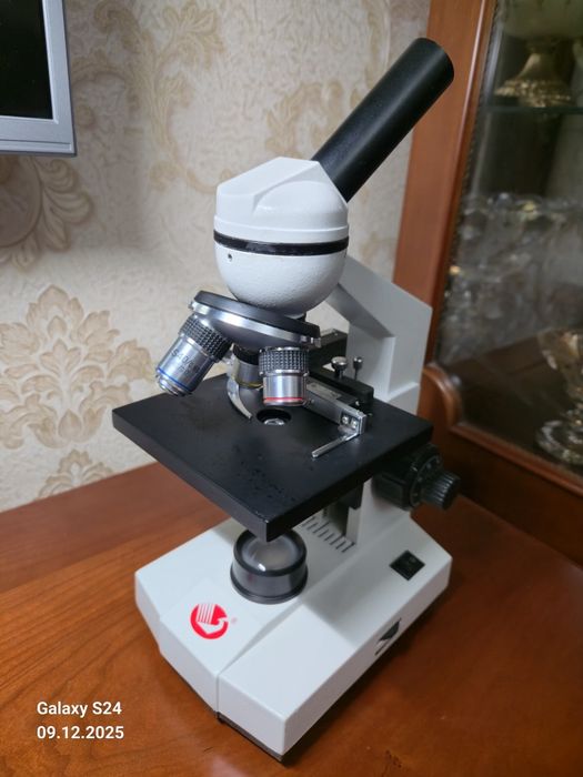 Монокулярный микроскоп XSP104