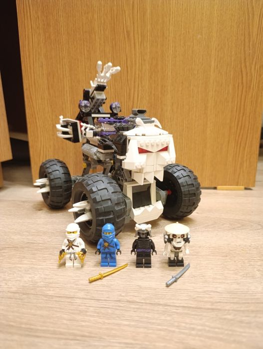 Lego Ninjago The Golden Weapons 2506 Skull Truck