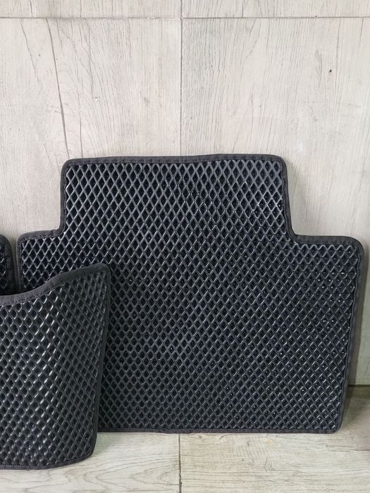 Продаются полики Evakor