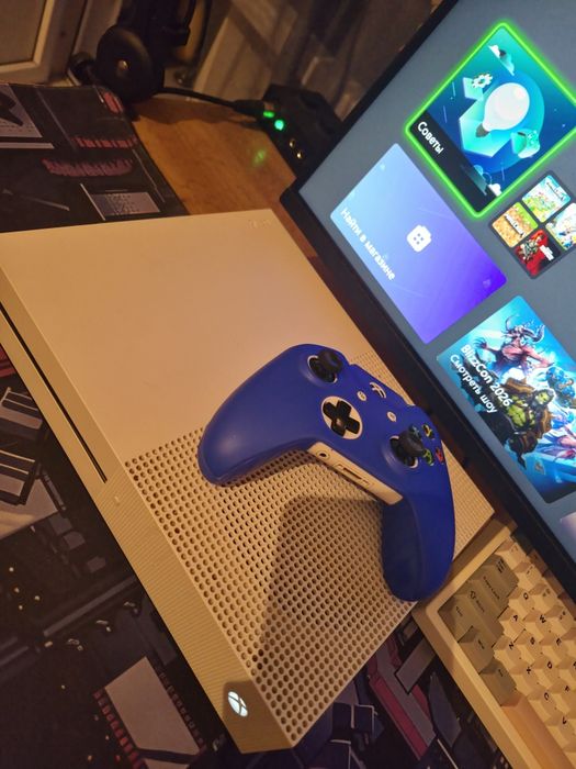 Продам Xbox One S