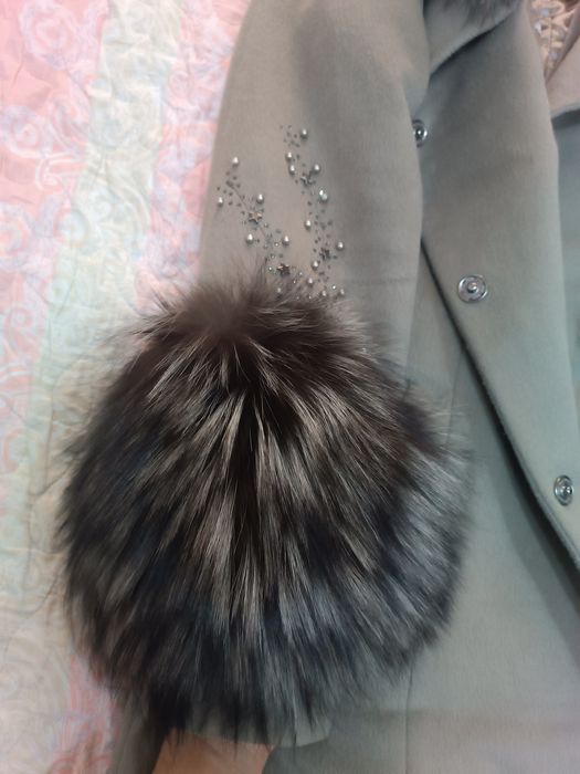 Продается Турецкий пальто. Mo'ynali palto sotiladi