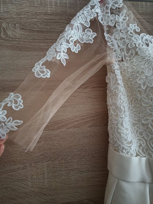 Vând rochie de mireasa mărimea 38-40 stil A line