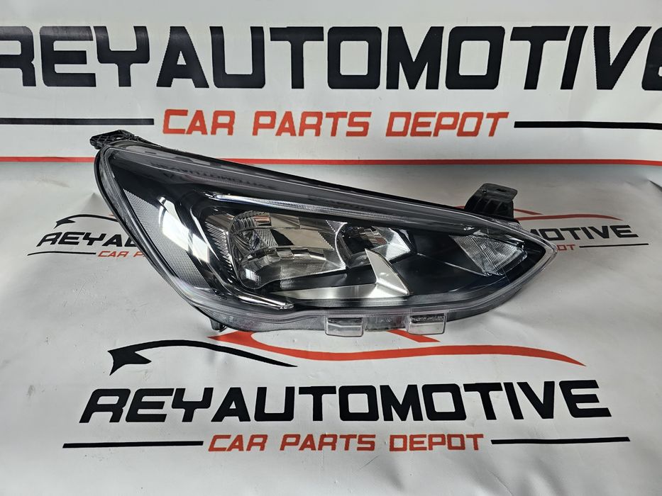 Far dreapta led halogen Ford Focus 4 dupa 2018 cod MX7B-13E014-CC