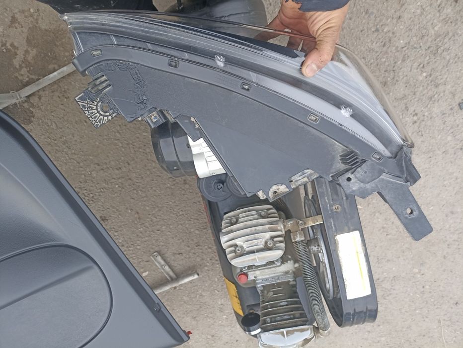 Kia sanet fara oʻng radyatr ant/kanditsaner  b/u